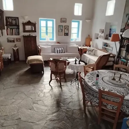 Magical Mamamia On Island, Greece Villa Paro